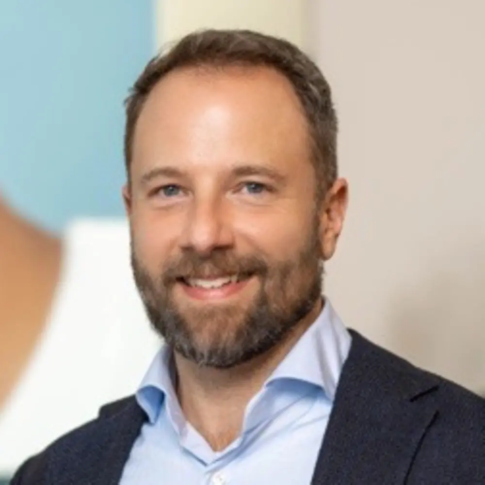 Portrait photo of James Cummings, Senior Patent Counsel and active ERG advocate at Henkel